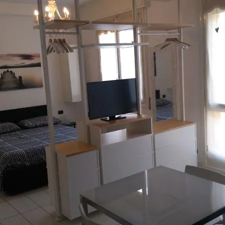 Mr Alto Apartment
